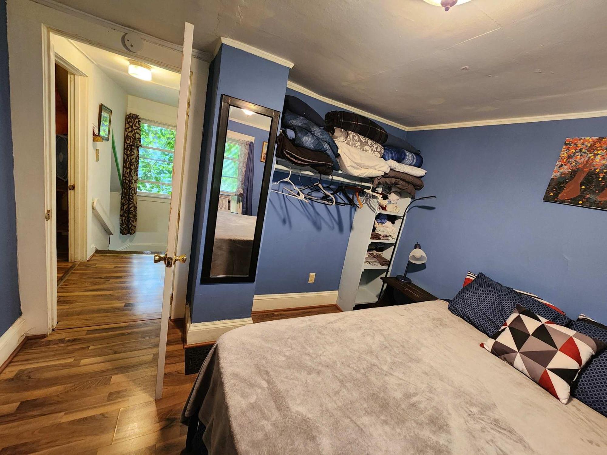 Cozy 3 Bedroom House In Downtown Итака Экстерьер фото