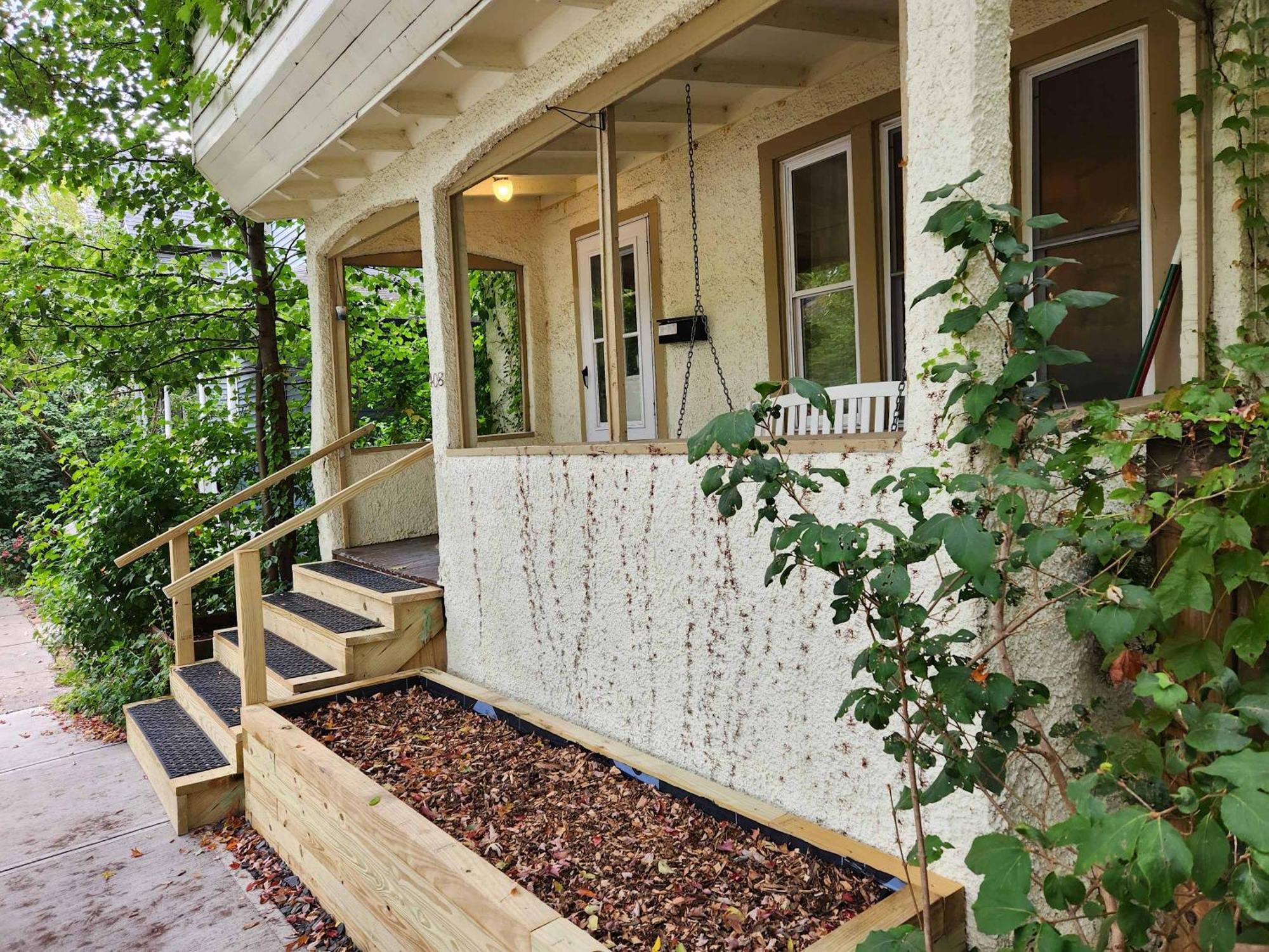 Cozy 3 Bedroom House In Downtown Итака Экстерьер фото